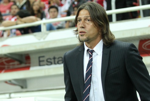 Chivas mantiene la cima tras vencer a Veracruz