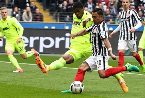 Fabián, anota doblete en victoria del Frankfurt
