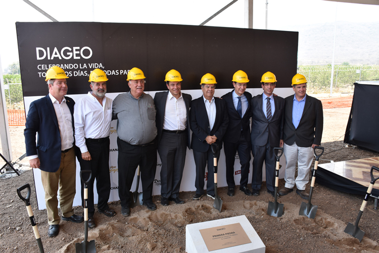 Invertirá empresa de bebidas 400 mdd en Jalisco