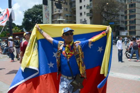 Fiscalía Venezuela investiga fraude electoral en constituyente