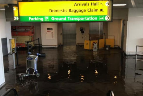 Se inundó parte del aeropuerto JFK de New York Se inundó parte del aeropuerto JFK de New York