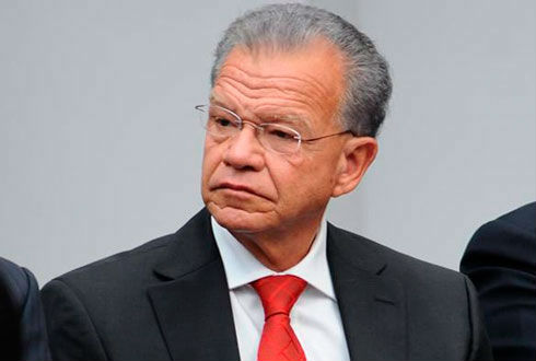Andrés Granier es sentenciado a 10 años de prisión por peculado Andrés Granier es sentenciado a 10 años de prisión por peculado