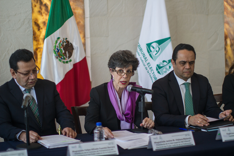 Meade celebra aprobación de debates en intercampaña — Conocerán nuestras propuestas
