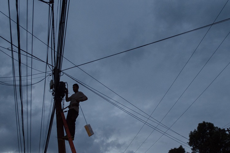 CFE publica bases de licitación para uso de hilos de fibra óptica CFE publica bases de licitación para uso de hilos de fibra óptica