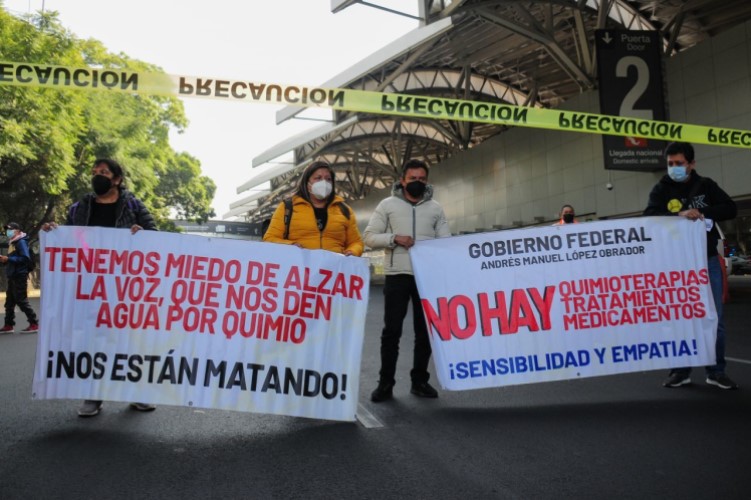 Por exigir abasto de medicinas oncológicas en Jalisco, Insabi ataca a Nariz Roja