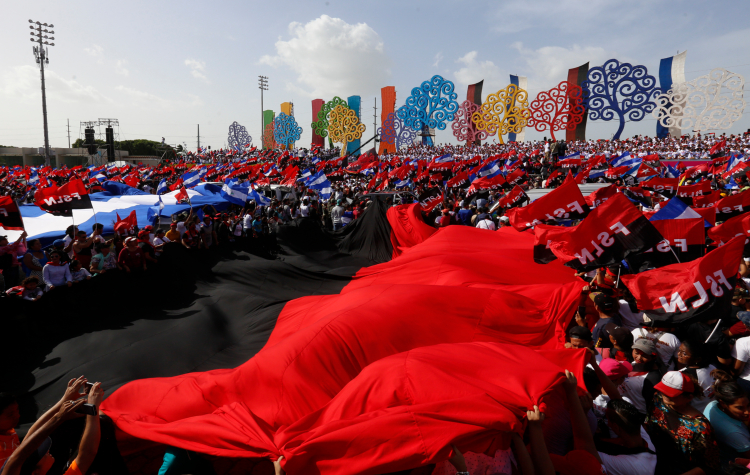 Actos. Daniel Ortega encabeza la celebración del 39º aniversario de la Revolución Sandinista en la Plaza Juan Pablo II. (Fotos: AP)
