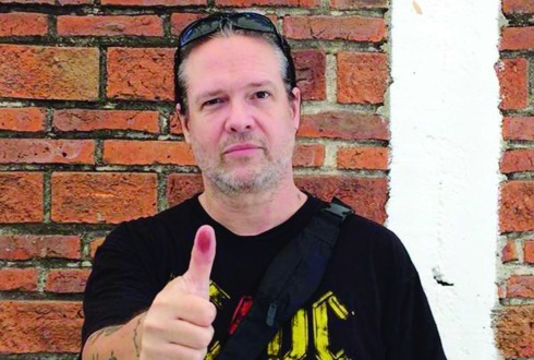 Les deben, pero van a votar