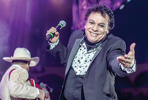 Sus fans le perdonan la falta de voz - El Diario NTR | NTR Guadalajara
