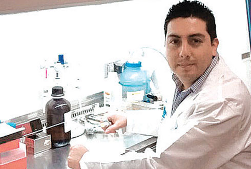 Juan Padilla, de la venta de tamales a Harvard