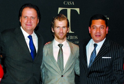 ‘El Payo’ cambiará  de apoderados