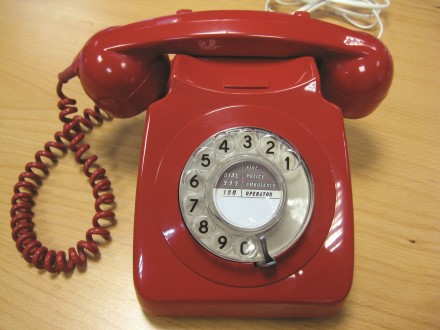 Presumen reducción en telecomunicaciones