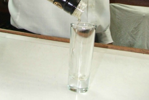 Aseguran alcohol adulterado en Jalisco