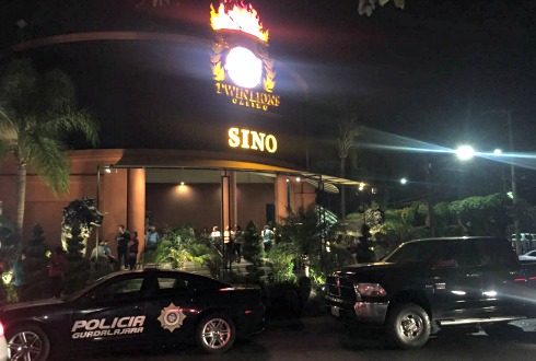 Clausuran casino Twin Lions