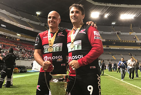 Ubaldi y Domizzi piden retomar estilo de Bielsa