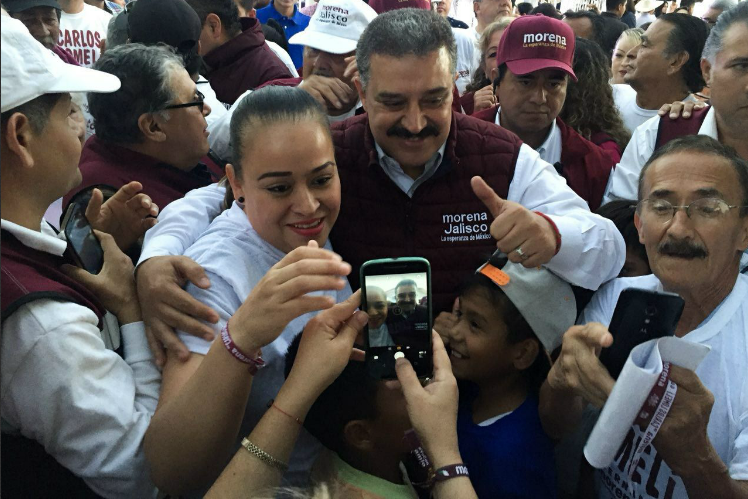 Realiza Lomelí gira por Ocotlán