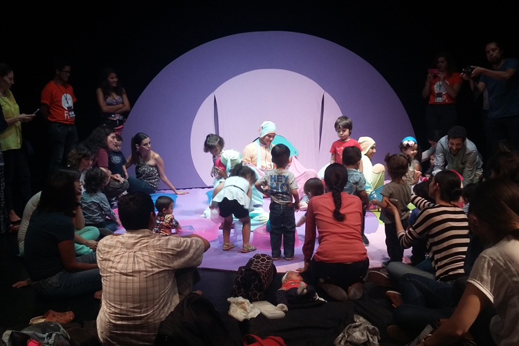 Abrirán las puertas a los bebés de A la Deriva