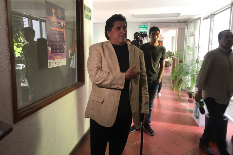 Defiende derecho a suspender embarazo