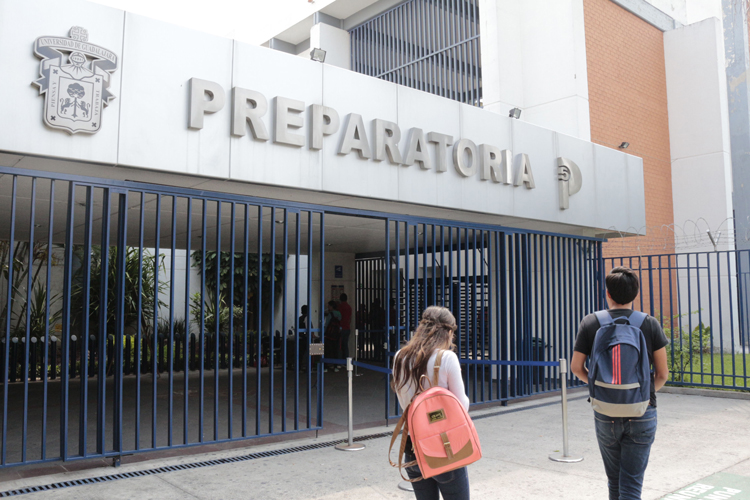 Jóvenes de bachillerato recibirán asesorías