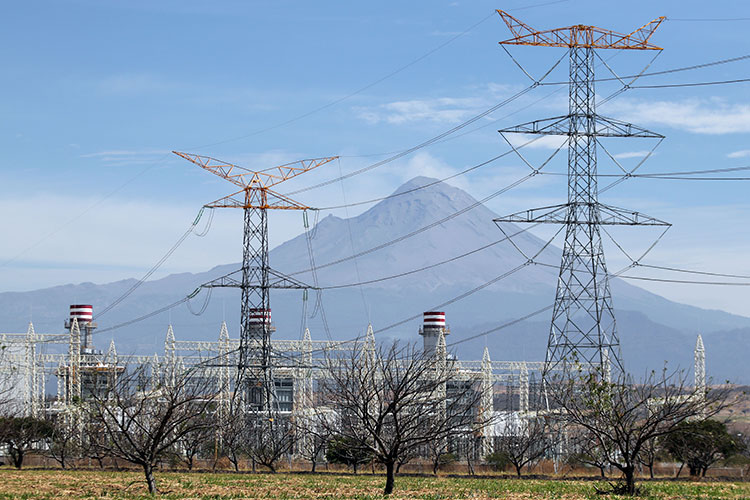 Carecen de sustento amparos contra la Termoeléctrica de Huesca: Bartlett
