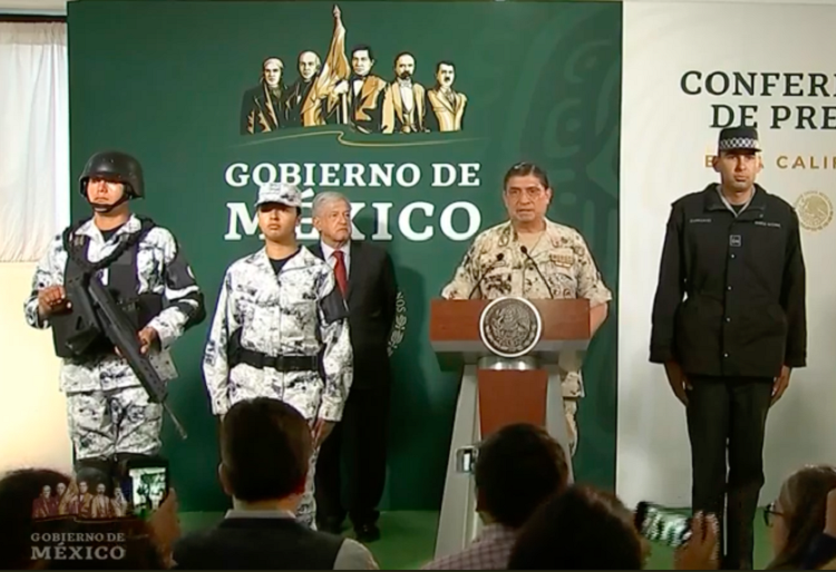 Presentan los nuevos uniformes para la Guardia Nacional