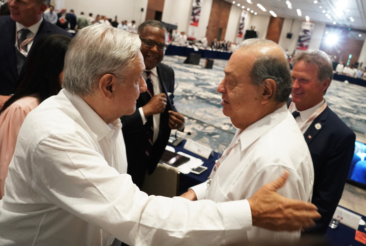 AMLO se reúne con Slim y otros empresarios en Palacio Nacional - El ...