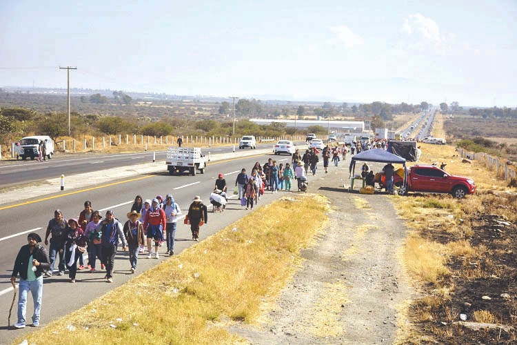 Procesión a San Juan deja daño ambiental