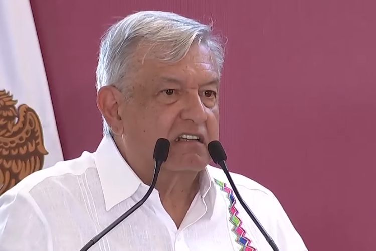 Conmina AMLO terminar mitin por griterío de asistentes | NTR Guadalajara