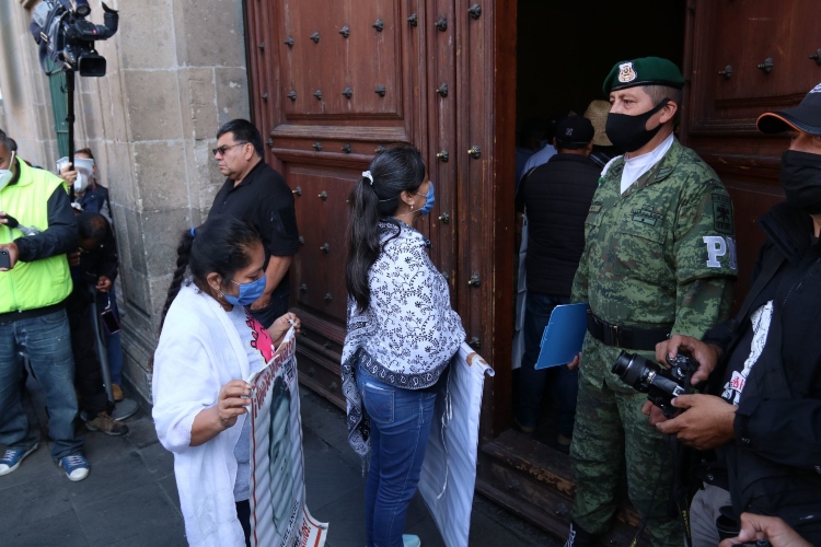 Hay avances, aseguran padres de los 43 tras reunión con AMLO - El ...