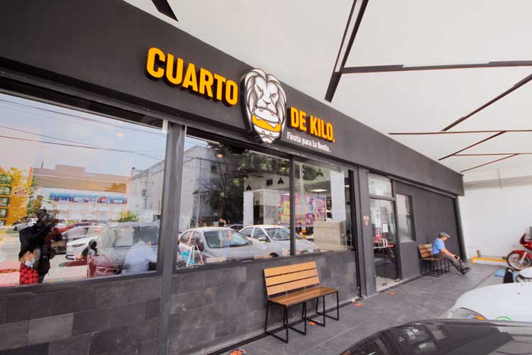 Restauranteros, en la lucha por no cerrar