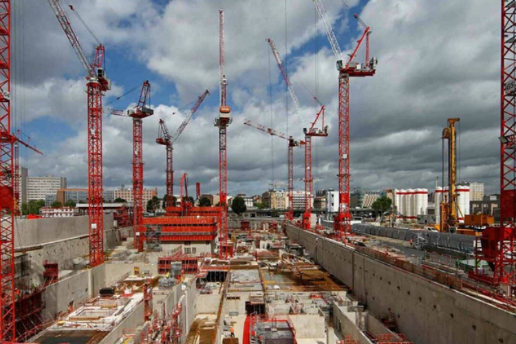 Cae producción de construcción 27% en junio