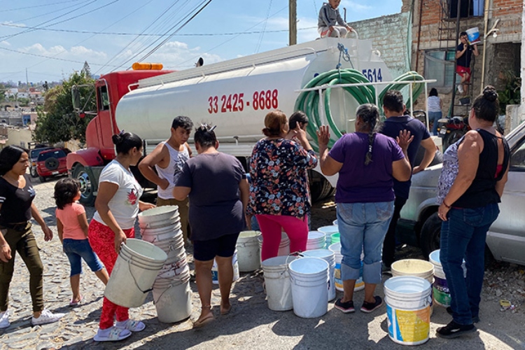 Habitantes de Zapopan tienen un mes sin agua | NTR Guadalajara