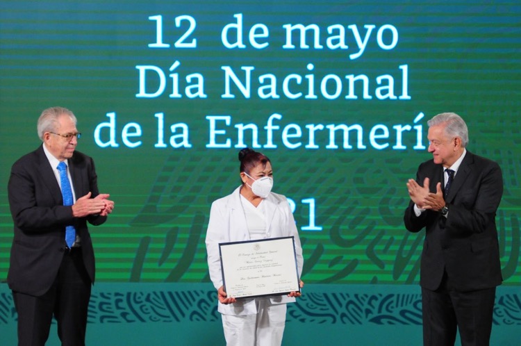 Reconocen a enfermeras por su labor en la pandemia - El Diario NTR ...