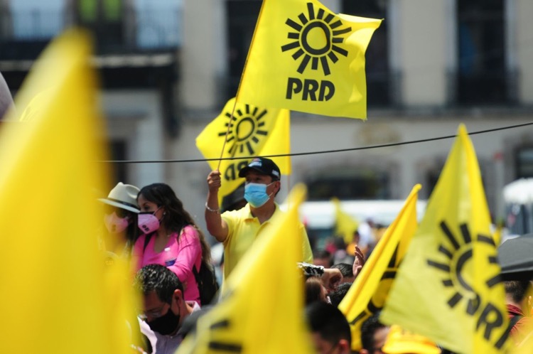 PRD critica a la FGR por demora en denuncia contra AMLO - El Diario NTR ...
