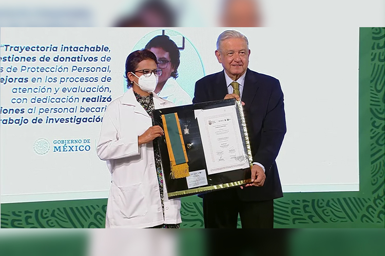 Reconocen a personal de salud por atender pandemia - El Diario NTR ...