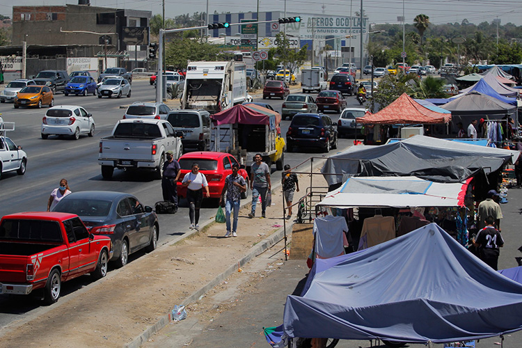 Acusan desorden en tianguis de La Jalisco