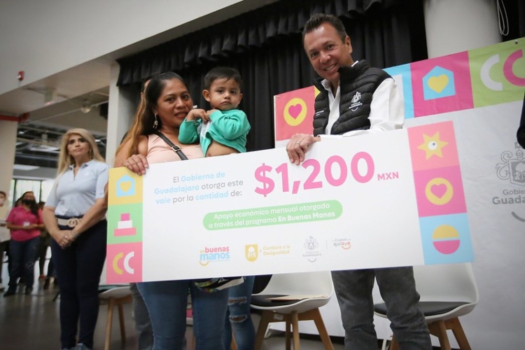 Entregan apoyos para pago de estancias - El Diario NTR | NTR Guadalajara