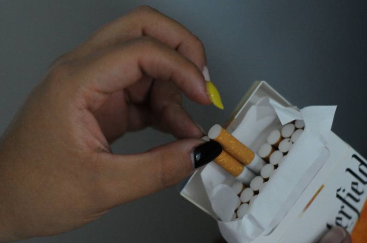 Precio de la cerveza y cigarros aumentarán el lunes