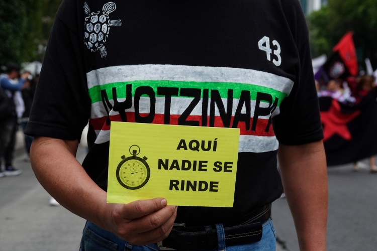 Detienen a 8 militares vinculados al caso Ayotzinapa - El Diario NTR ...