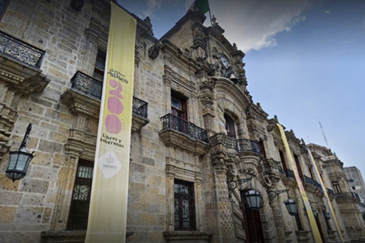 Temen sanción; pagan asesoría de 23.3 mdp