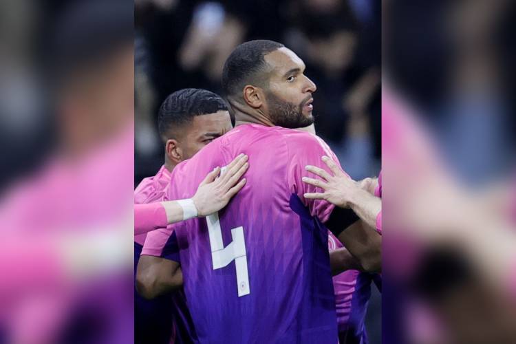 Alemania retira el dorsal 44 y cambia el 4