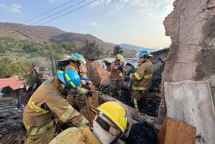 Alfaro lamenta muerte de 5 personas en Tonaya