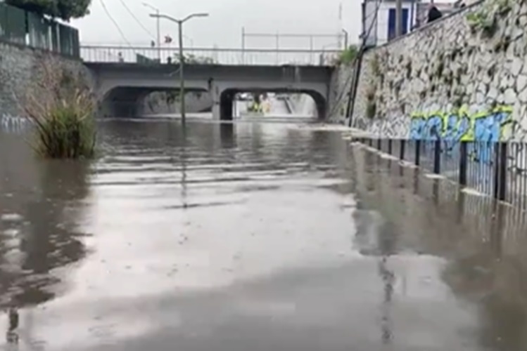 Llueve en Guadalajara hay inundaciones y rescate de personas NTR