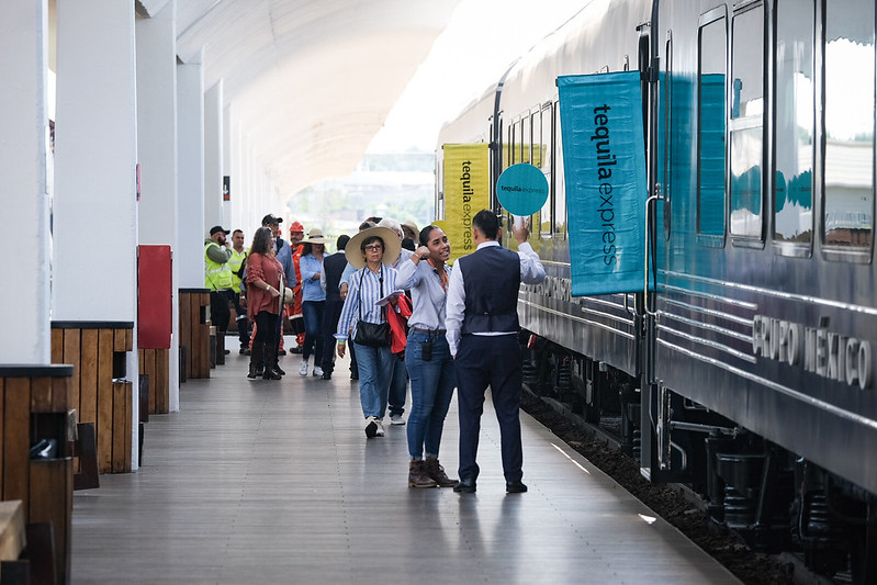 Arrancan recorridos del Tequila Express
