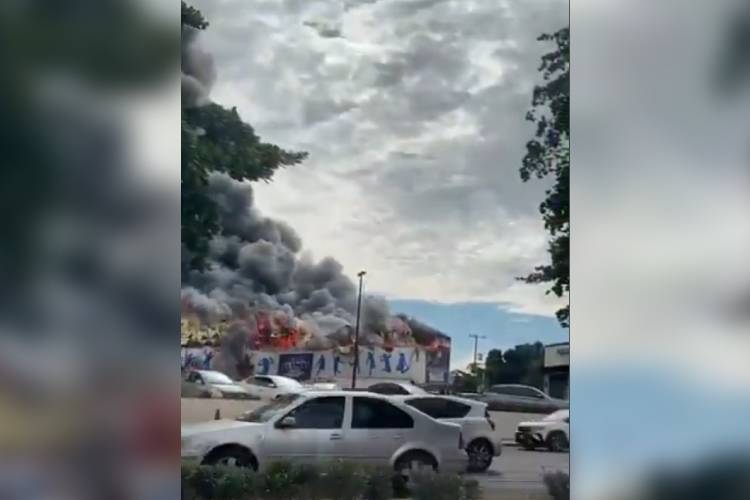 Se incendia casino en Culiacán