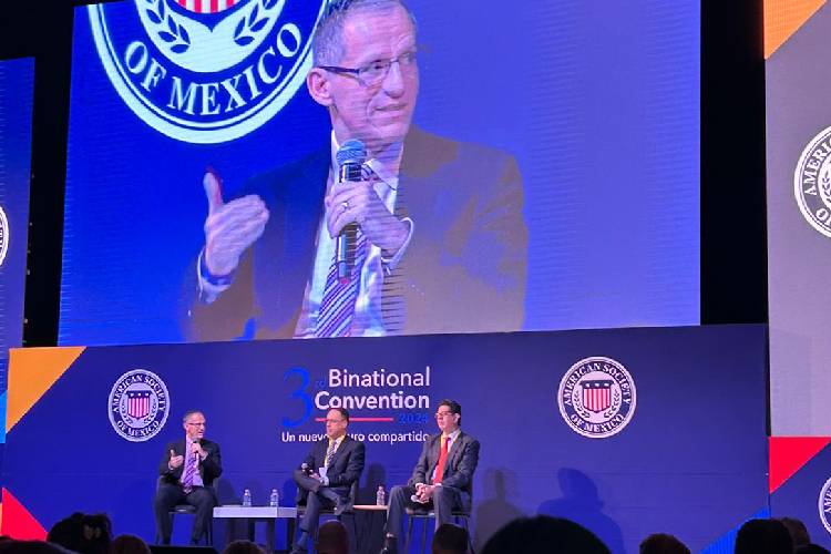 Aranceles de Trump violan acuerdos T-MEC, advierte Kenneth Smith