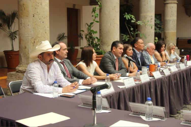 Gabinete Económico presenta agenda de crecimiento 2024-2030