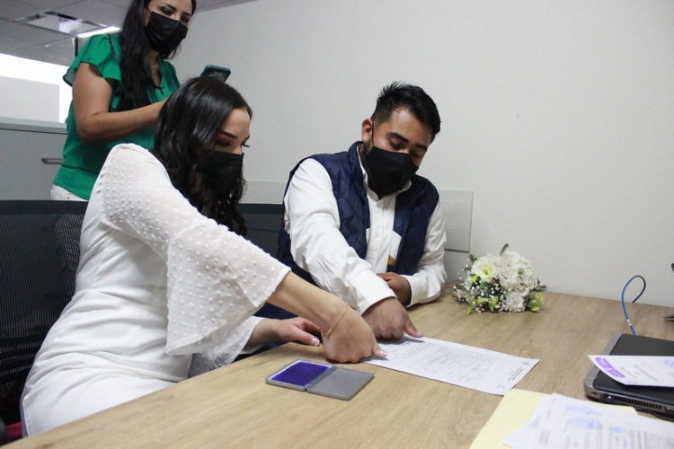 Plantea Hagamos matrimonios con fecha de caducidad