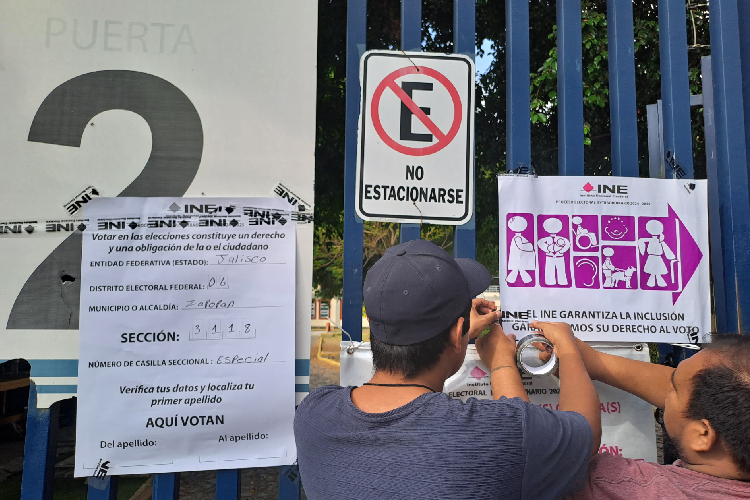 Retraso en casilla especial por falta de funcionarios de casillas