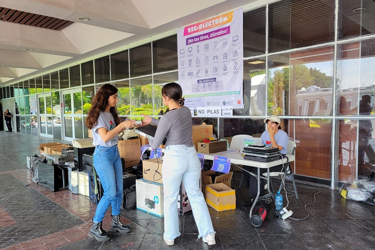 Recolectan 17 toneladas de residuos tecnológicos 