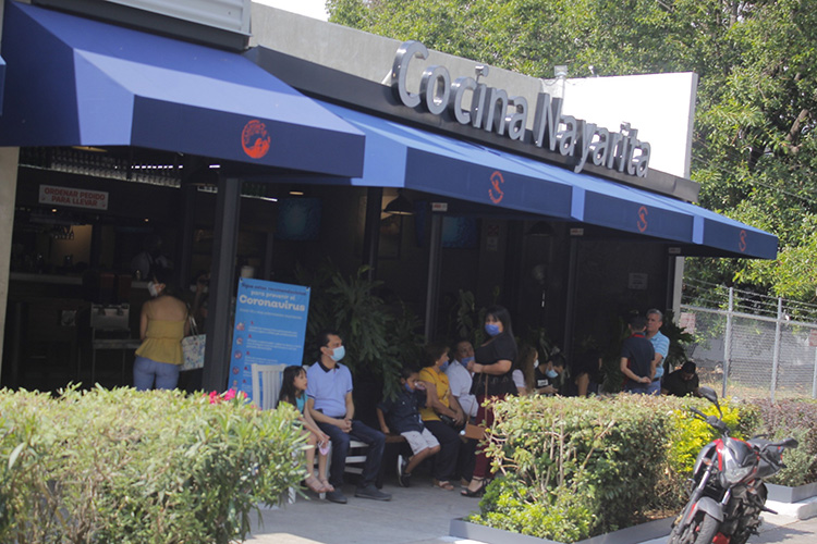 Incentivarán al sector de comercio y servicios